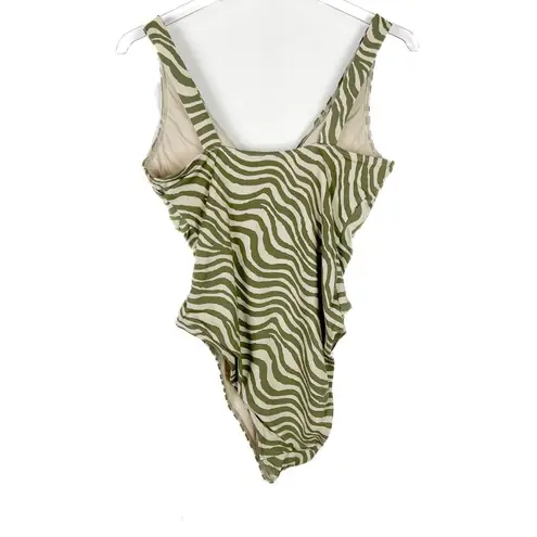 ANDIE NWT  The Capri One Piece Swimsuit Flat Bias Stripe Olive Size Medium M NEW