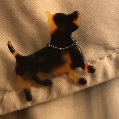 Banana Republic Tortoise shell Scottie pin