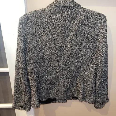 Petite Sophisticate Black and White Tweed suit Jacket blazer size 12