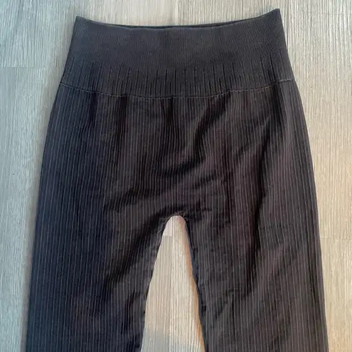NIKIBIKI NWOT Black Seamless Ribbed Leggings One Size