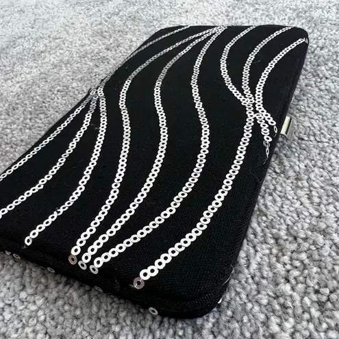 NYE party πͺ© Slim sequined clutch wallet β¨π€ π³ π Black