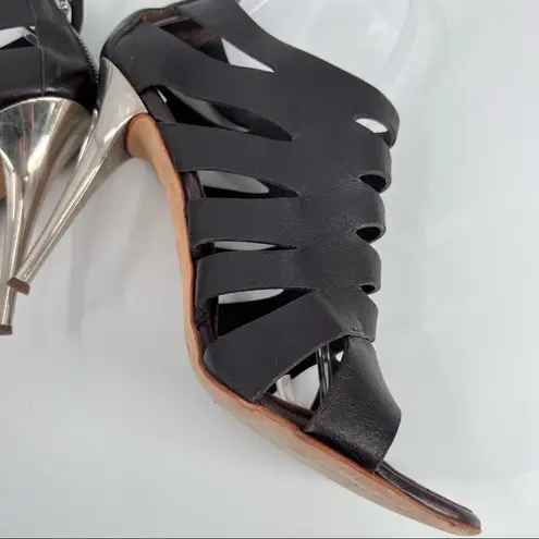 Giuseppe Zanotti leather caged metal heel size 9 B bootie Strappy cut out