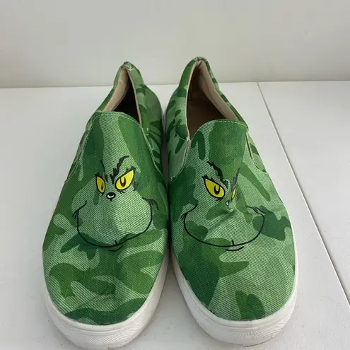 EUC Women’s green grinch canvas slip on casual loafers shoes comfy size 10.5/11