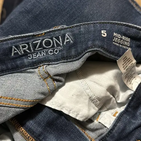 Arizona Jeans Arizona Jean Co. Mid-Rise Jegging