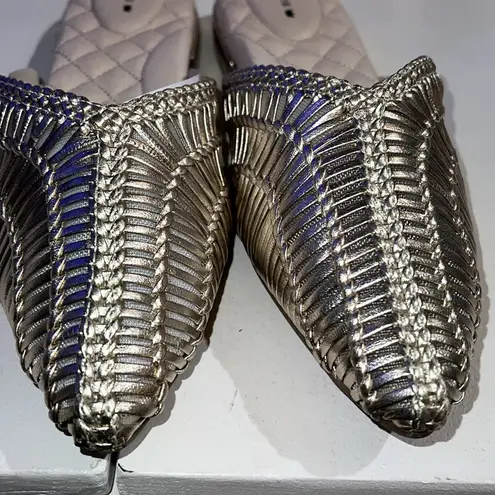 Birdies Metallic Gold woven leather Mules size 8.5