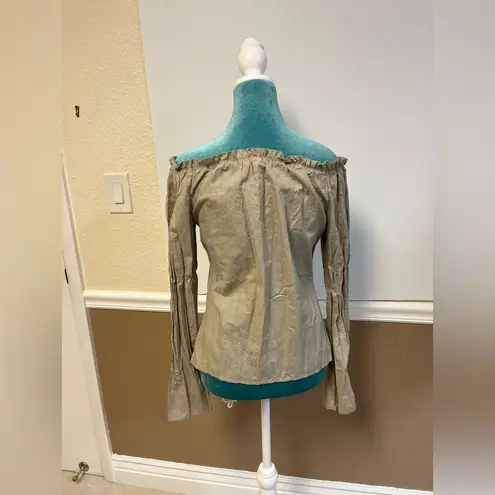 United Colors Of Benetton Off-Shoulder Blouse Women’s Size M Beige Button Front