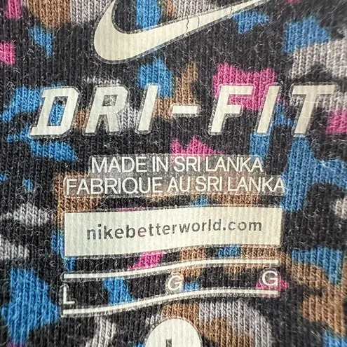 Nike  Multicolor Print Capri Leggings-Dri-Fit Performance Wear (1036)