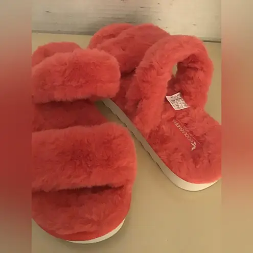Koolaburra by Ugg Koolaburra By Uggs women Peach rose fluffy slide slipper sandals US 9 Euro 40
