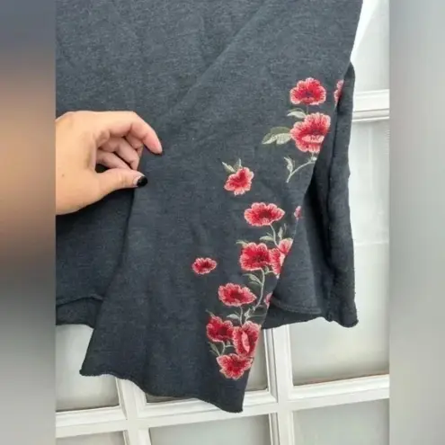 American Eagle  Y2K Grey Blue Cropped Floral Embroidery Sweatshirt Size Small S