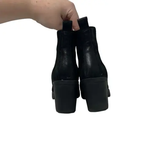 Vagabond Grace Brushed Nubuck Bootie Size 39 or US 9