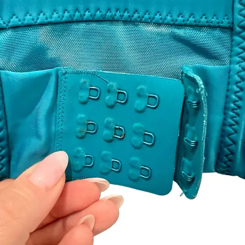 Athleta  Deep Water Teal Blue Gigi Racerback Mesh Detail Sports Bra size S