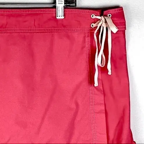 Catalina pink with white stitching short skort in size 2X. EUC