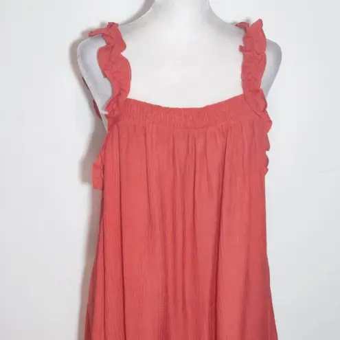 Doe & Rae Tomato Red Sleeveless Crinkle Blouse with Ruffle Accent NWT Size Large