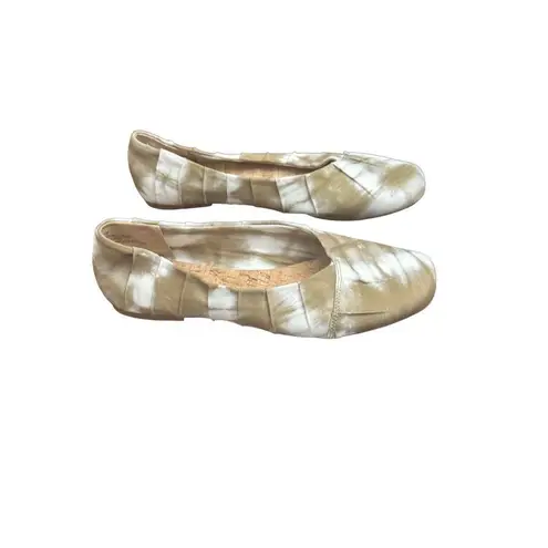 Kork-Ease Korks Women’s Size 10 Palmer Khaki White Tie Dye Square Toe Ruched Ballet Flat