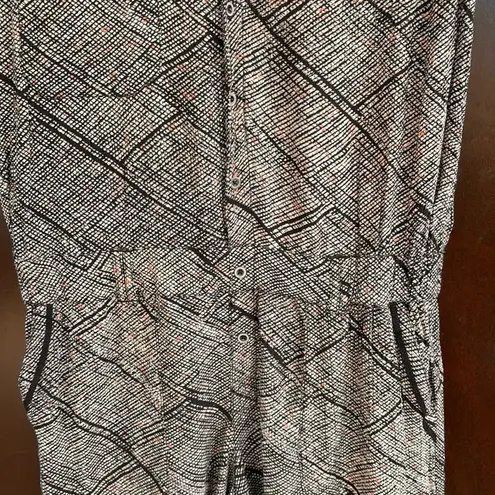 Anthropologie  Hei Hei Nova Shorts Romper Size Medium