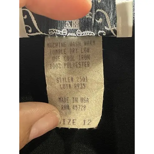 F&F Vintage T & F Lace Black Dress Sz 12 - USA. F-143