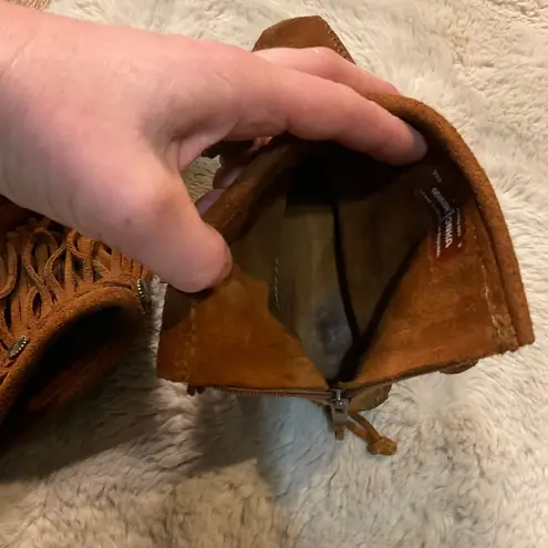 Minnetonka  6 Layer Fringe Bootie Suede High‎ Top Back Zip Ankle Boots Moccasin - Image 10