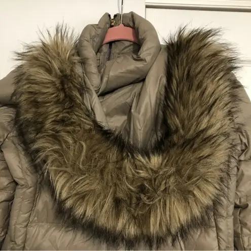 Michael Kors Michael  packable down‎ fill puffer jacket womens small faux fur