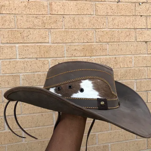 Monterrey Hats Leather Cowhide hyde Cowboy Cowgirl Unisex Western Cap Brown White Star Studs XL Measurement in pics Great Condition