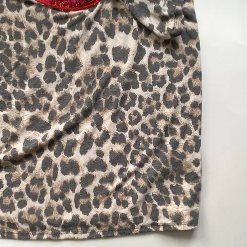 Vanilla Bay leopard print sequin lips graphic print t-shirt, size 1X