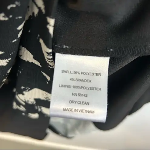 London Times Black & White Abstract Peplum Pencil Shift Dress Size 6