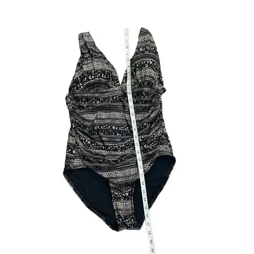 Nip Tuck Swim Savannah Stripe Dulcie Grecian Design Tummy Control One Piece Swim Black Size 10