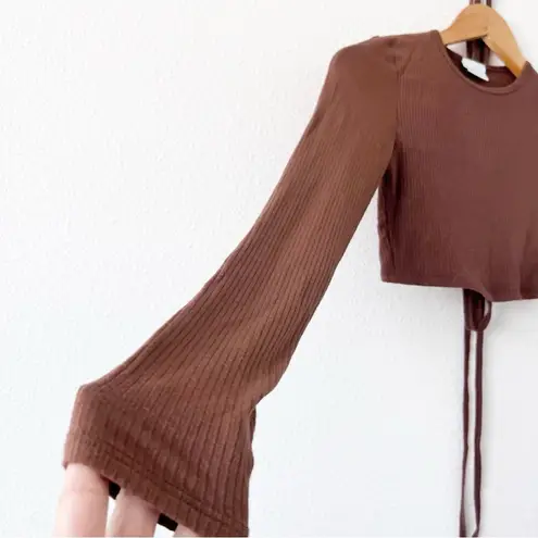 Stillwater Rib Cross Crop Top in Chocolate