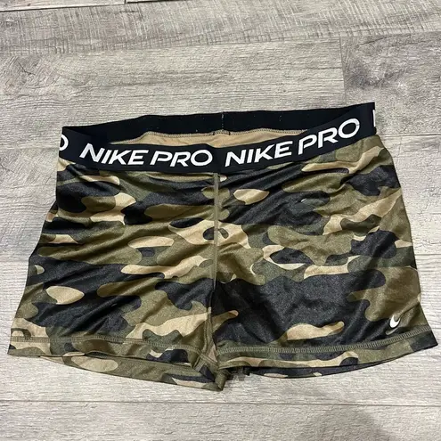 Nike Camo  Pros | XL