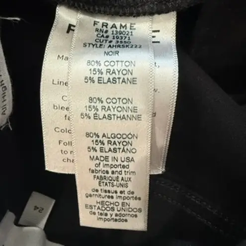 Frame Ali High Rise Cigarette Jeans in Noir, Size 24