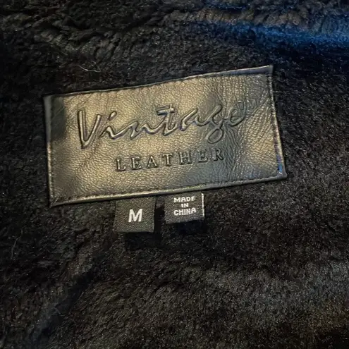 VintageāLeather black hooded faux fur lined trench jacket M Size M