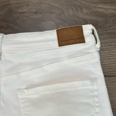 American Eagle  High Rise White Mom Jean Shorts Size 8