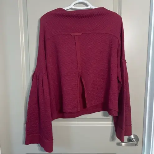 We The Free Free people  Bunny tee flare sleeves boho‎ In Maroon Size Medium