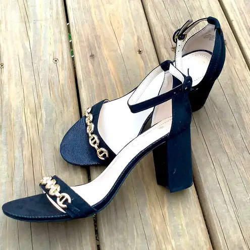 Bandolino Brand NEW dressy sandals on mid heels π€π