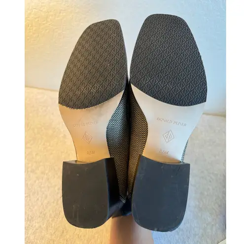 Donald Pilner Avi Women's Slip