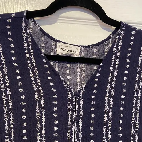 FOR THE REPUBLIC Size S Navy Blue Boho Short Sleeve Cropped Front Knot Top