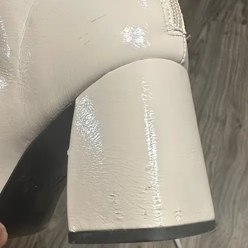 ZARA  Elegant Ivory Ankle Booties