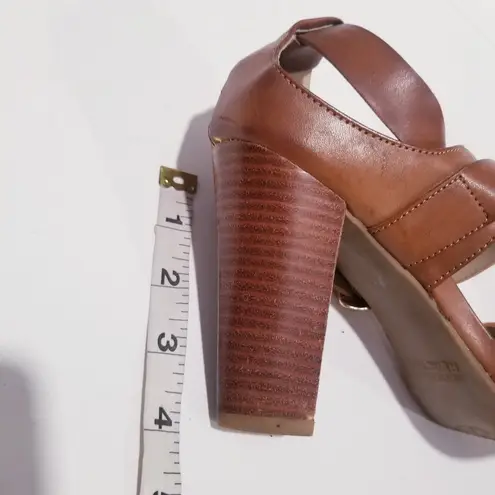 Kenneth Cole  Reaction Cool Daze Colorblock Block Heels Strappy Sandals