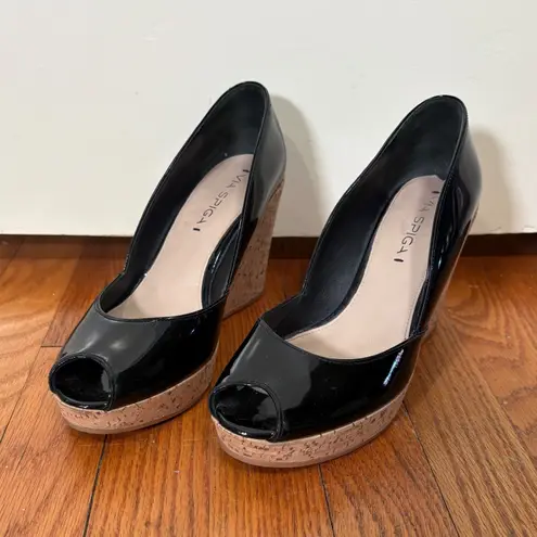 Via Spiga Black Patent Leather Peep Toe Cork Wedge Heels Size 8