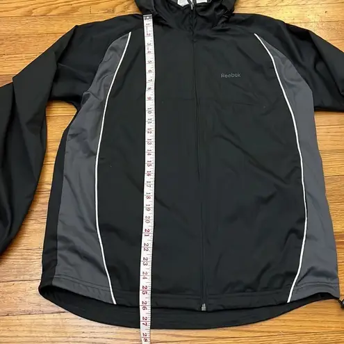 Reebok windbreaker jacket S