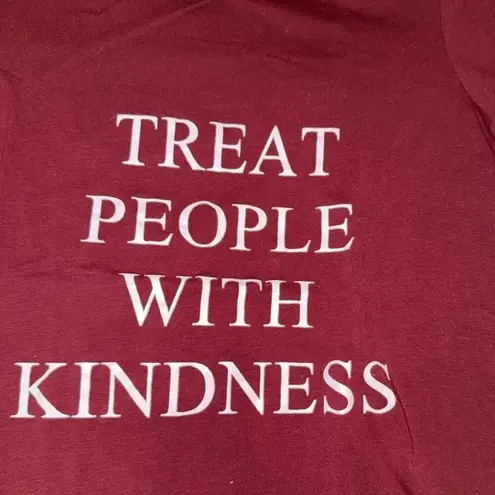 Studio Y Treat People With Kindness T-Shirt in Cranberry Red, Size Small