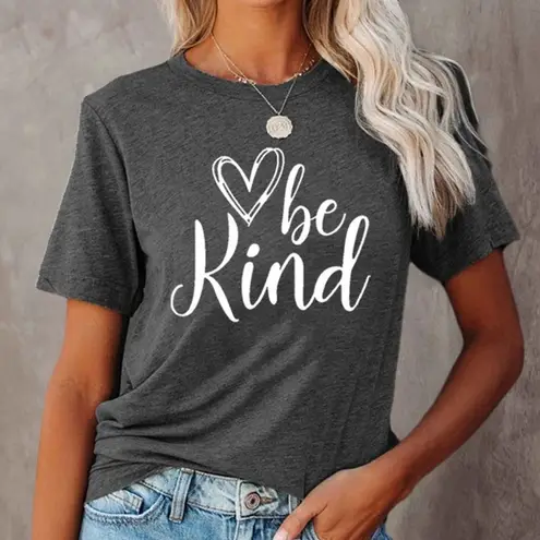 "BE KIND" GRAPHIC HEATHER GRAY T