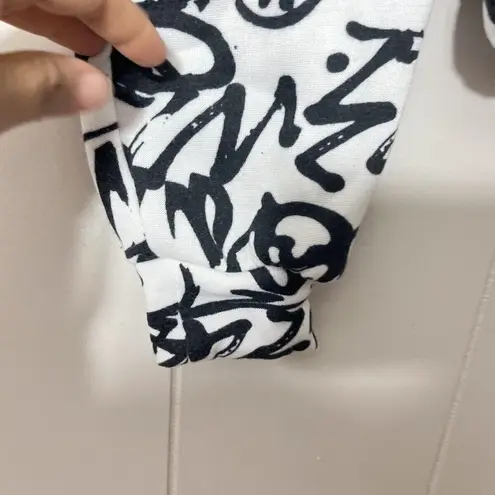 No Comment Hoodie Lightweight Cropped White/Black Size L EUC White Size L