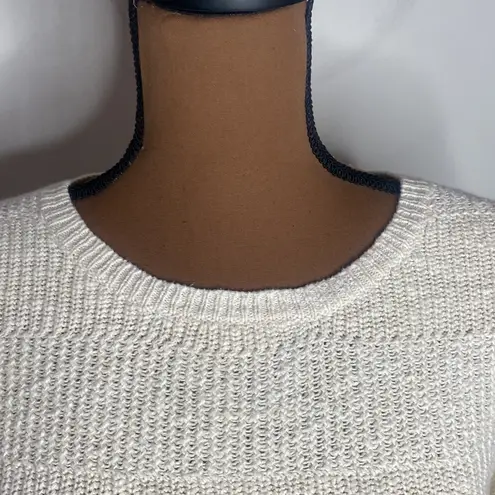 L.L. bean mixed stitch Crewneck oatmeal nubby textured sweater size M White Size M