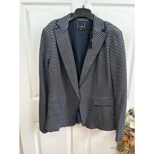 T Tahari Blazer Size 6 Navy Striped Notched Lapel Jacket Pearl Buttons NEW