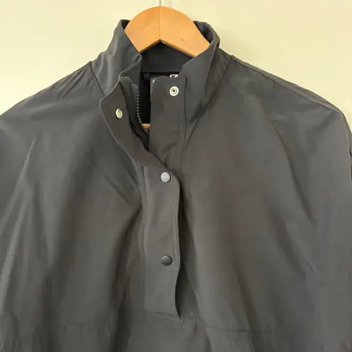 GapFit Women's Black Pullover Commuter Jacket Snap Button Mock NeckSleeve Size M