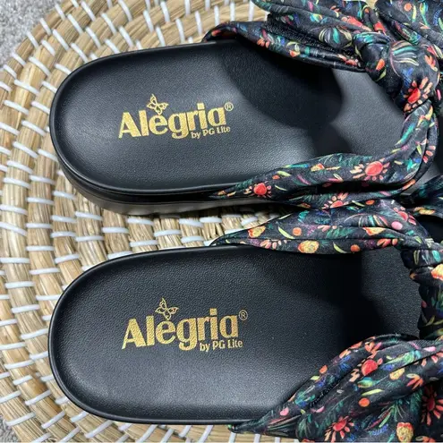 Women’s Alegria Dream Fit Slide Sandals in Fruit Punch Summer 39/US 9