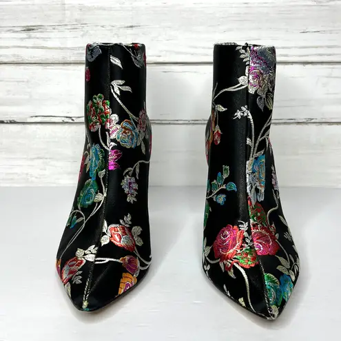 Privileged  Audra Black Floral Ankle Bootie Heels Shoe Size 10