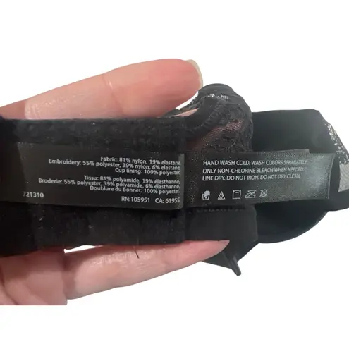 Natori Frame Black Bra Size 32D Style 723310 Contour Underwire Intricate Lace