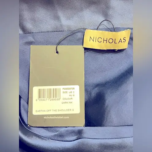 NWT NICHOLAS Eartha Off The Shoulder Gown in Dark Ink, size 2 Blue