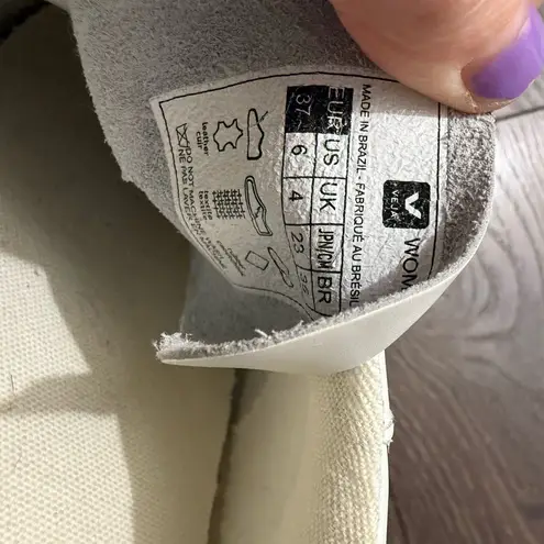 VEJA Women’s 6 V10 Leather Sneakers Shoes